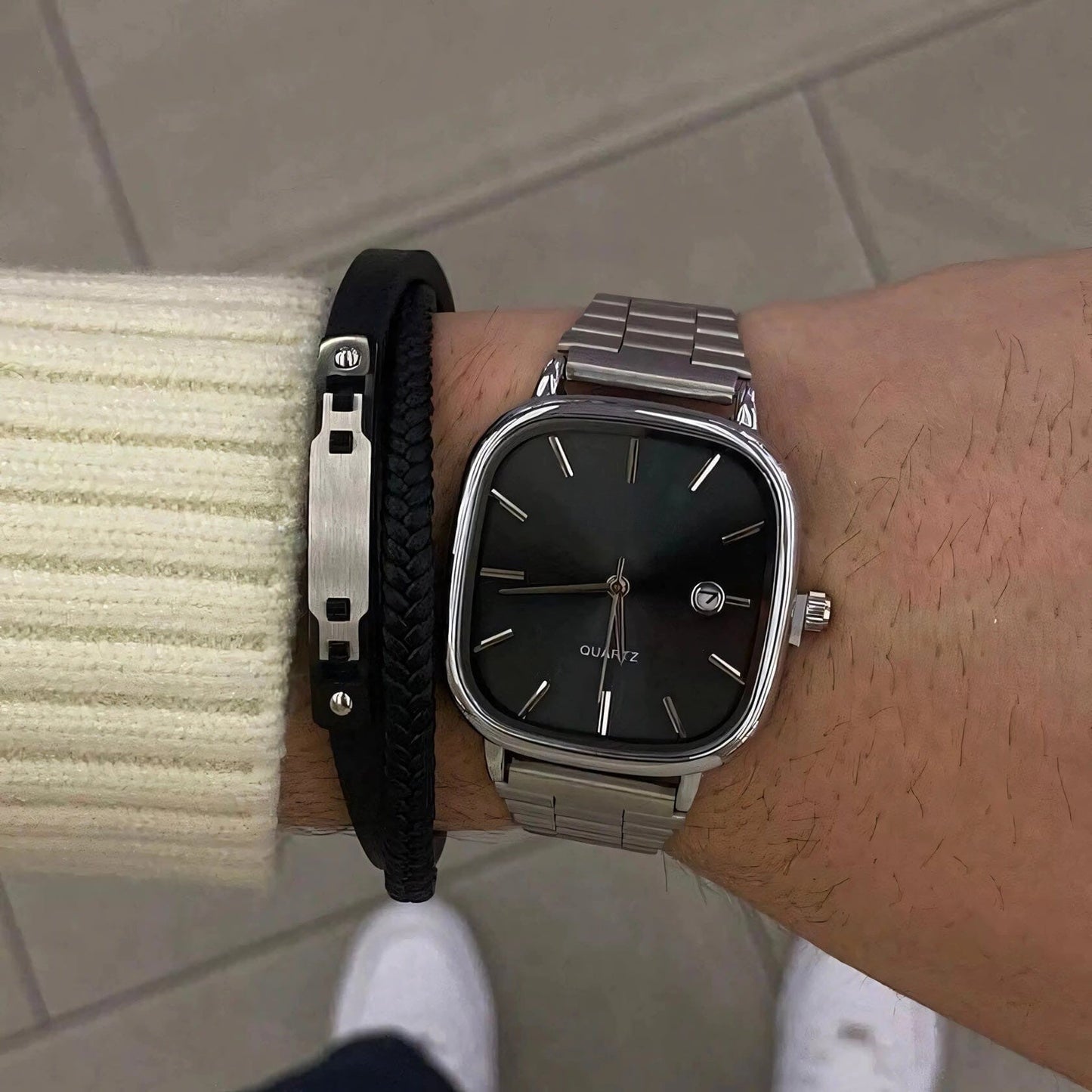 Luxurious 36mm Watch - Water Resistant | Transferred steel